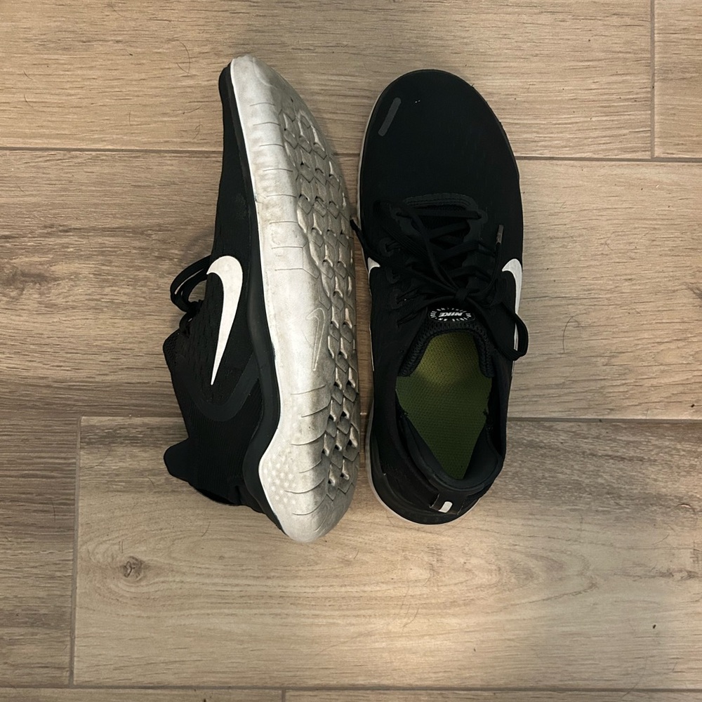 Nike Black and White Athletic Shoes
